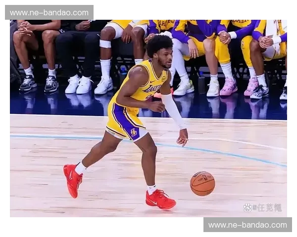 洛杉矶湖人夏季联赛：新星闪耀，未来可期